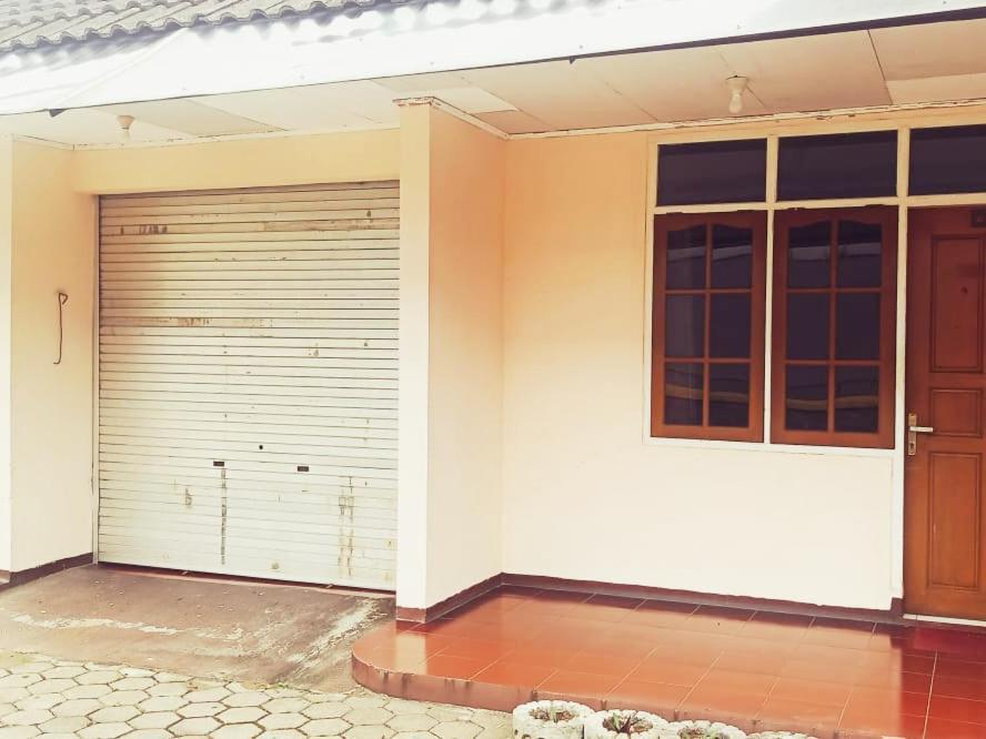 Hotel Wijaya Purwokerto Eksteriør billede