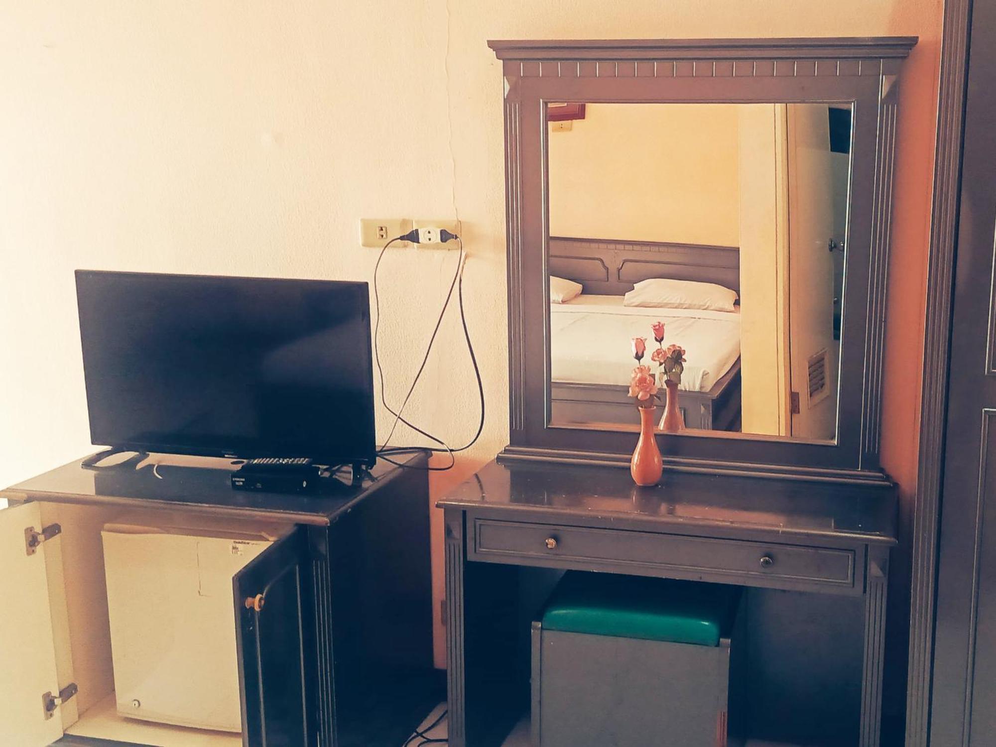 Hotel Wijaya Purwokerto Eksteriør billede
