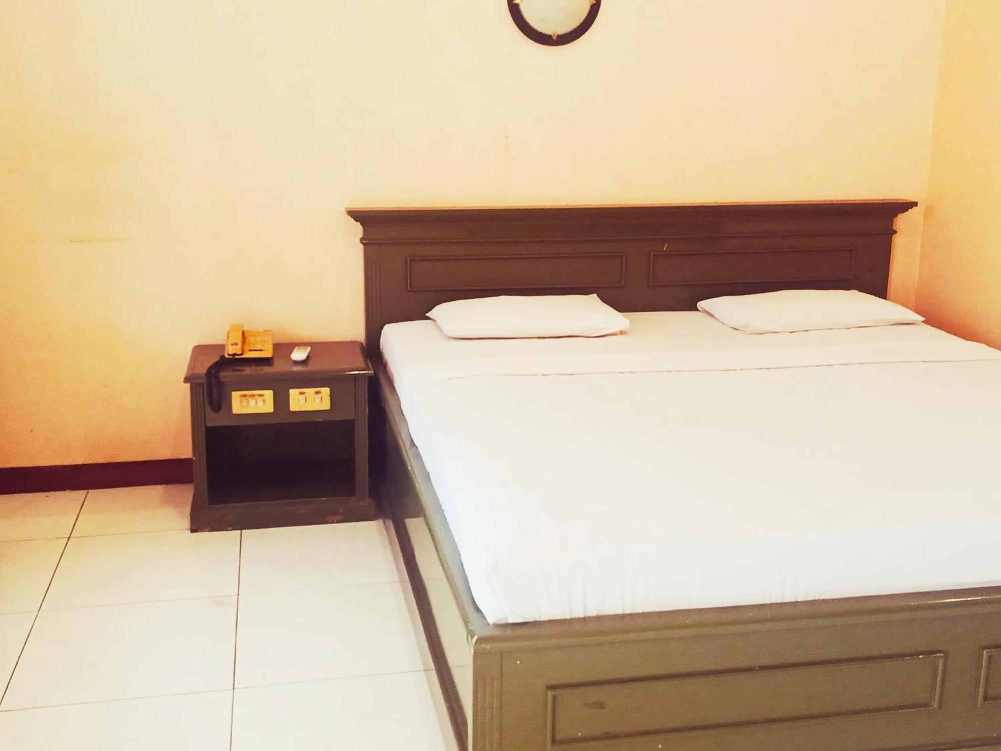 Hotel Wijaya Purwokerto Eksteriør billede