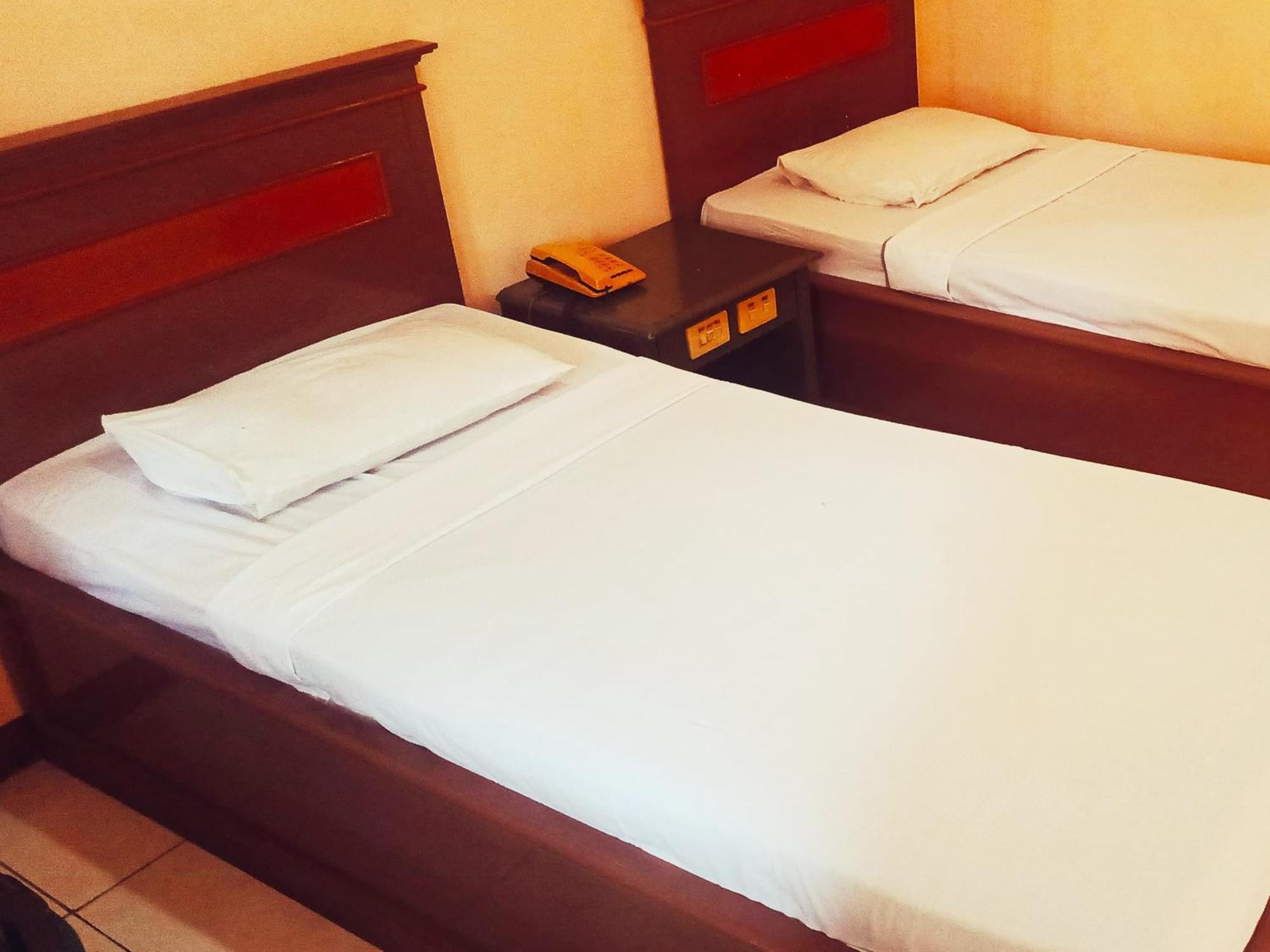 Hotel Wijaya Purwokerto Eksteriør billede