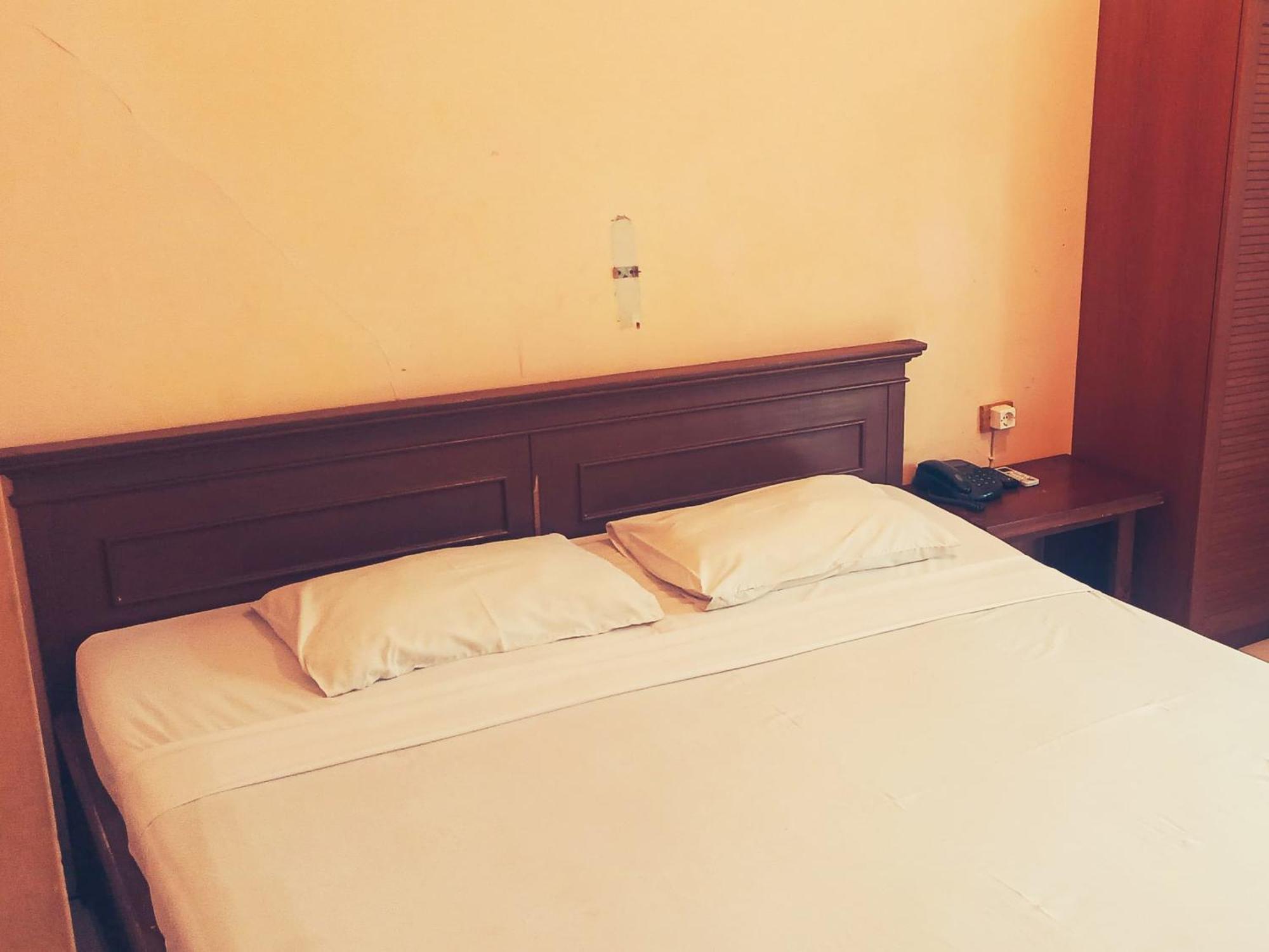 Hotel Wijaya Purwokerto Eksteriør billede
