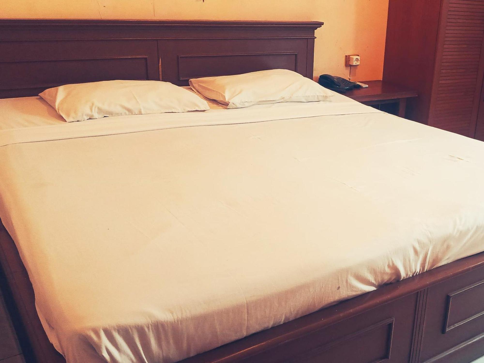 Hotel Wijaya Purwokerto Eksteriør billede