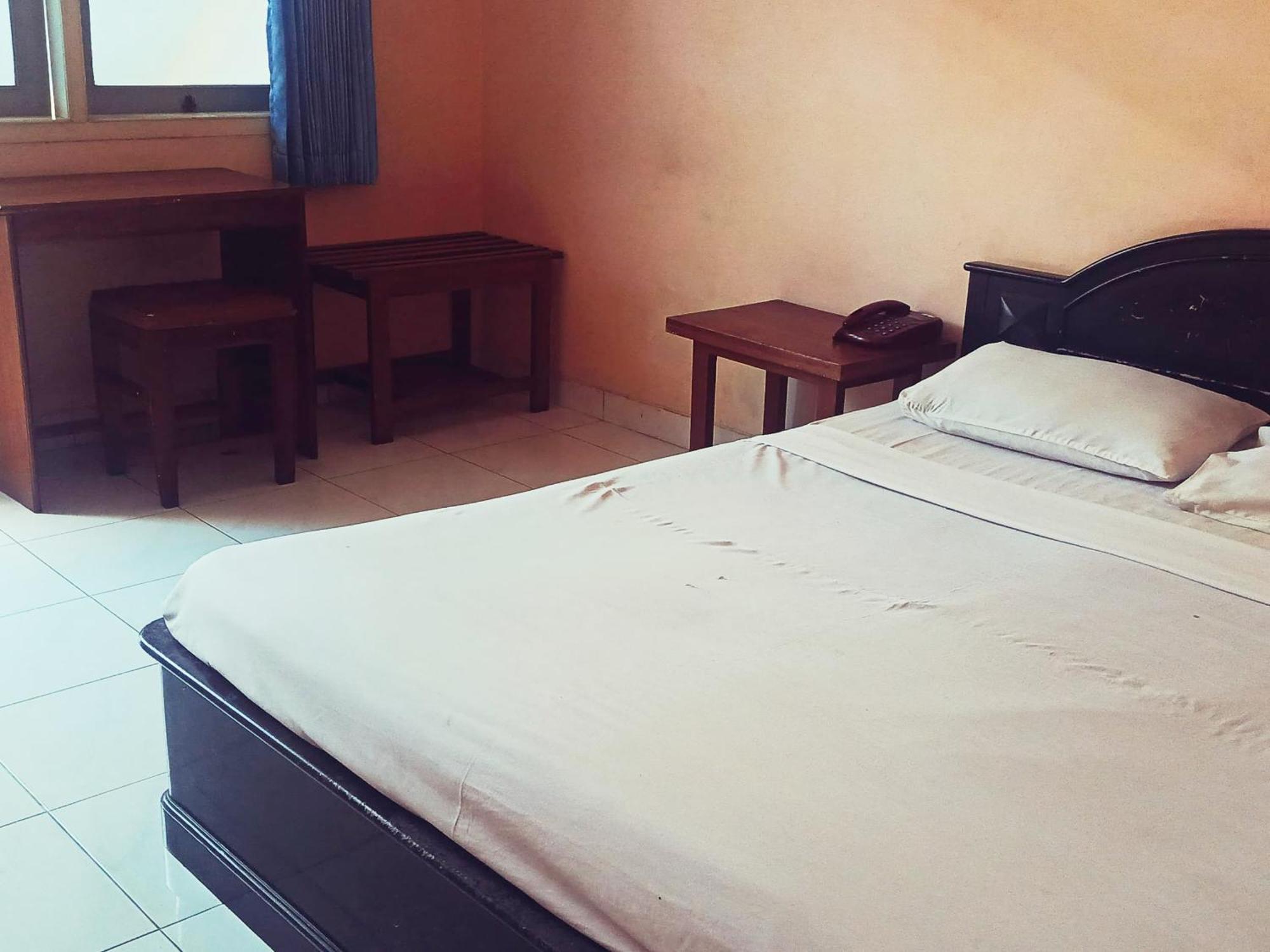 Hotel Wijaya Purwokerto Eksteriør billede