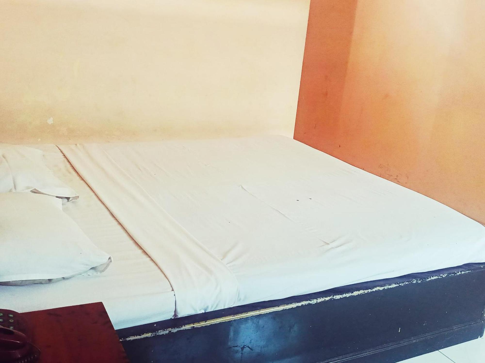 Hotel Wijaya Purwokerto Eksteriør billede